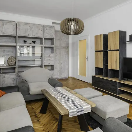 公寓 The Cosmopolitan Shine 1-bdr Pet-friendly Flat